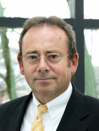 Prof. Dr. Dr. Franz W. Peren